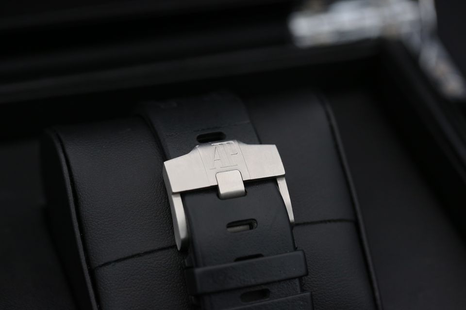 Audemars Piguet Royal Oak Offshore 15703ST.OO.A002CA.01 Image 3